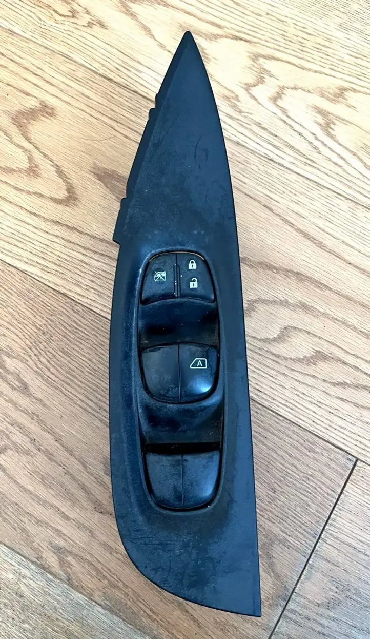 Nissan Qashqai (2013 - 2017) 80960-4EA0AX Блок кнопок стеклоподъемников — фото 1