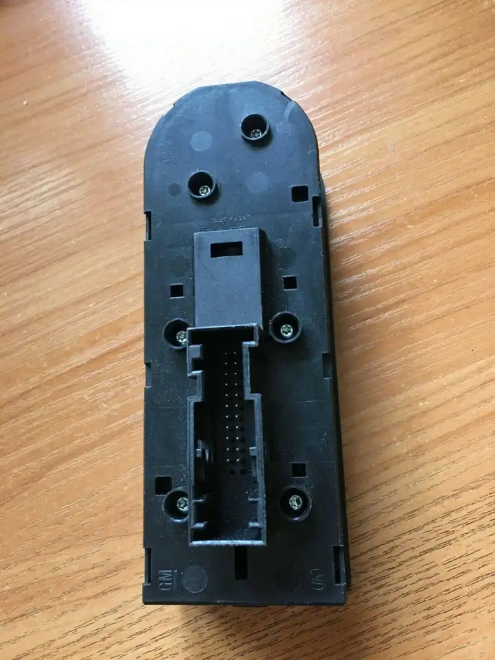 Opel Astra H (2004 - 2009) 13183679 Кнопка стеклоподъемников — фото 2