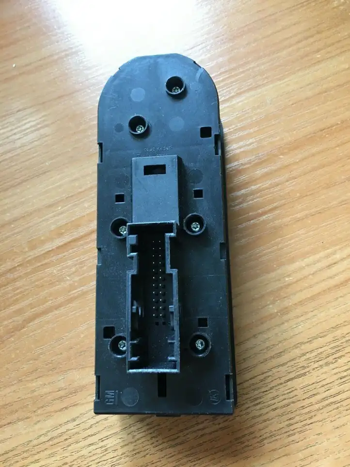 Opel Astra H (2004 - 2009) 13183679 Кнопка стеклоподъемников — фото 3
