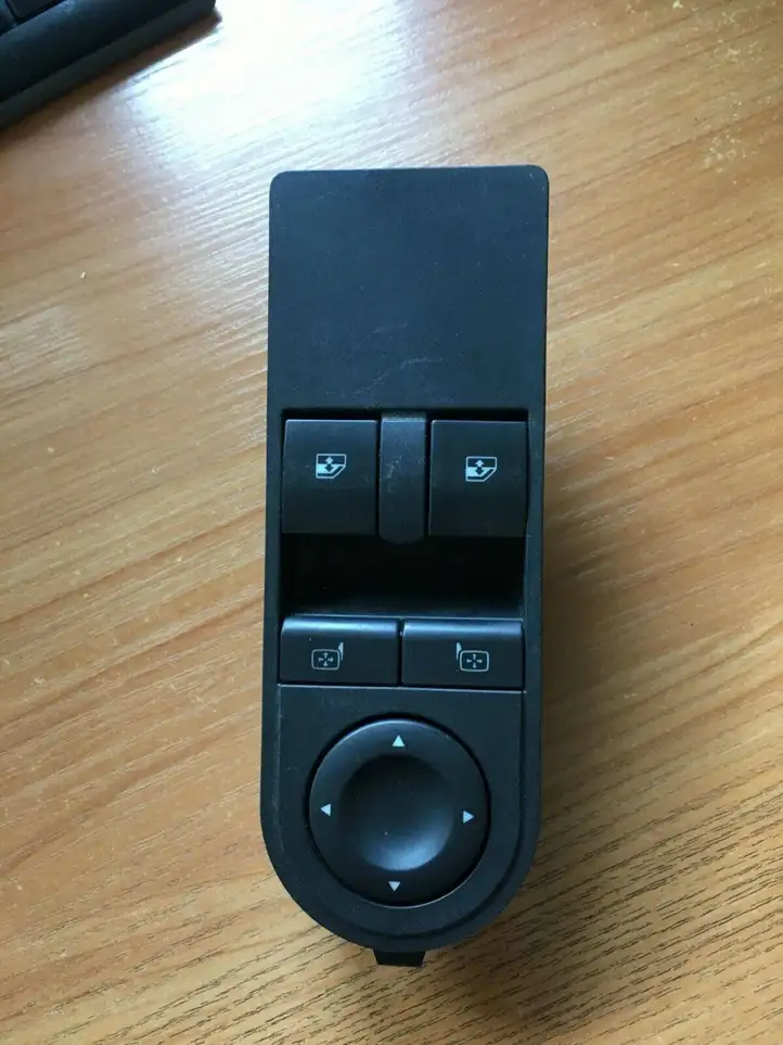 Opel Astra H (2004 - 2009) 13183679 Кнопка стеклоподъемников — фото 5