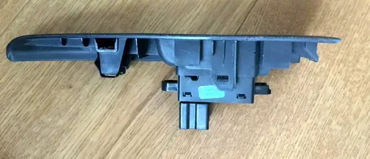 Nissan Note (E11) (2006 - 2014) 25411ED00A Кнопка стеклоподъемников — фото 4