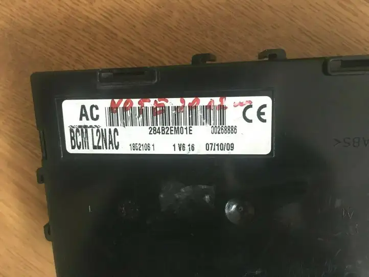 Nissan Note (E11) (2006 - 2014) 284B2EM01E Модуль комфорта — фото 2