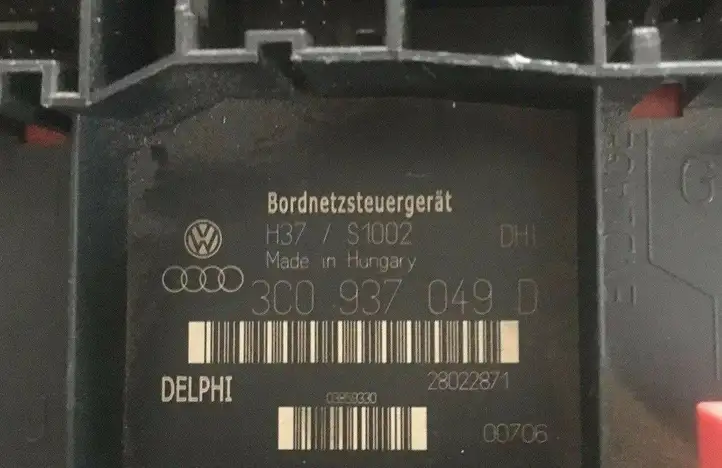 Volkswagen Golf V (2003 - 2009) 3C0937049D Модуль комфорта — фото 5