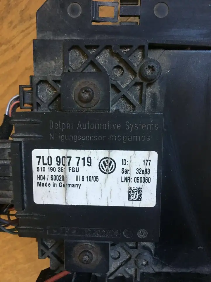 Volkswagen Touareg I (2002 - 2010) 7L0959933E Модуль комфорта — фото 4