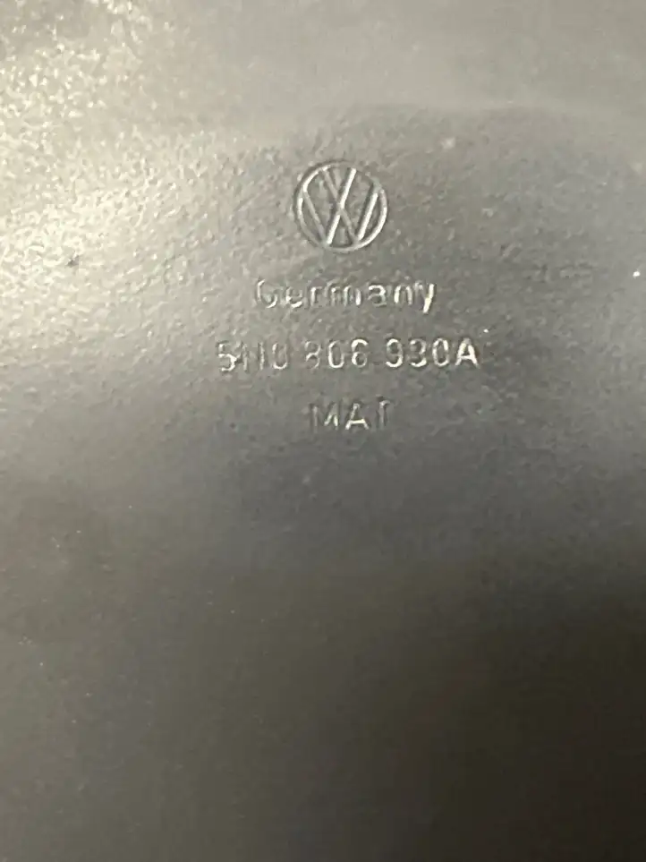 Volkswagen Tiguan (2007 - 2011) 5N0806930A Кронштейн панели радиатора — фото 2