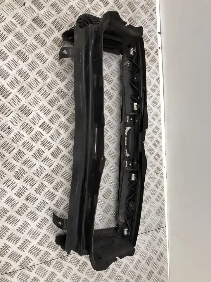 BMW 3 F30 F35 F31 (2012 - 2018) 15677210 Дефлектор воздуха — фото 4