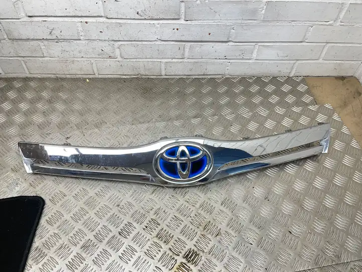 Toyota Auris 150 (2006 - 2012) 5312102110 Верхняя решетка радиатора — фото 1