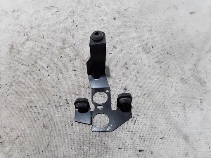 Ford Kuga II (2013 - 2019) AV612B389AB Кронштейн блока ABS — фото 1