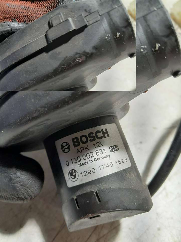 BMW 3 E46 (1998 - 2005)  0130002831 Вентилятор  охлаждения блока управления двигателем