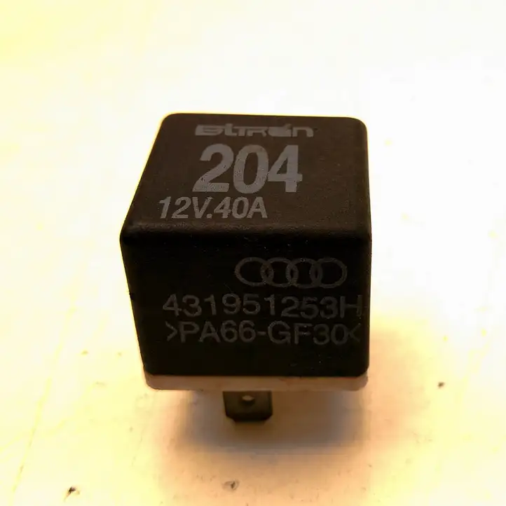Audi A8 S8 D2 4D (1999 - 2002) 431951253H Другое реле — фото 1
