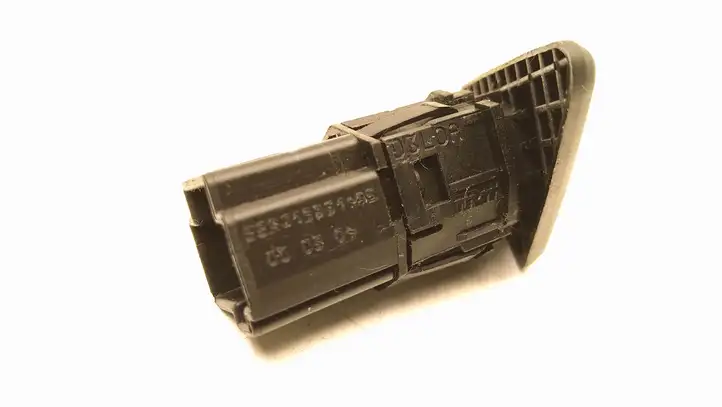 Ford Focus (1998 - 2004) 98AG198514AC Кнопка закрытия крышки багажника — фото 3