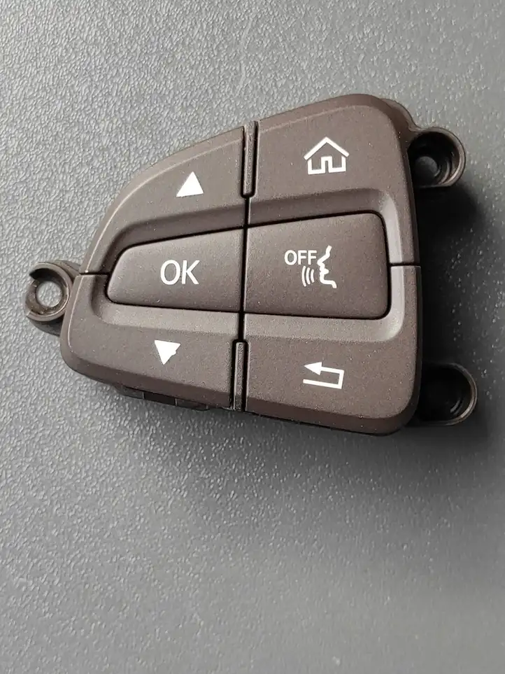 Mercedes-Benz C AMG W205 (2014 - ) A0999050200 Кнопки на рулевом колесе — фото 2