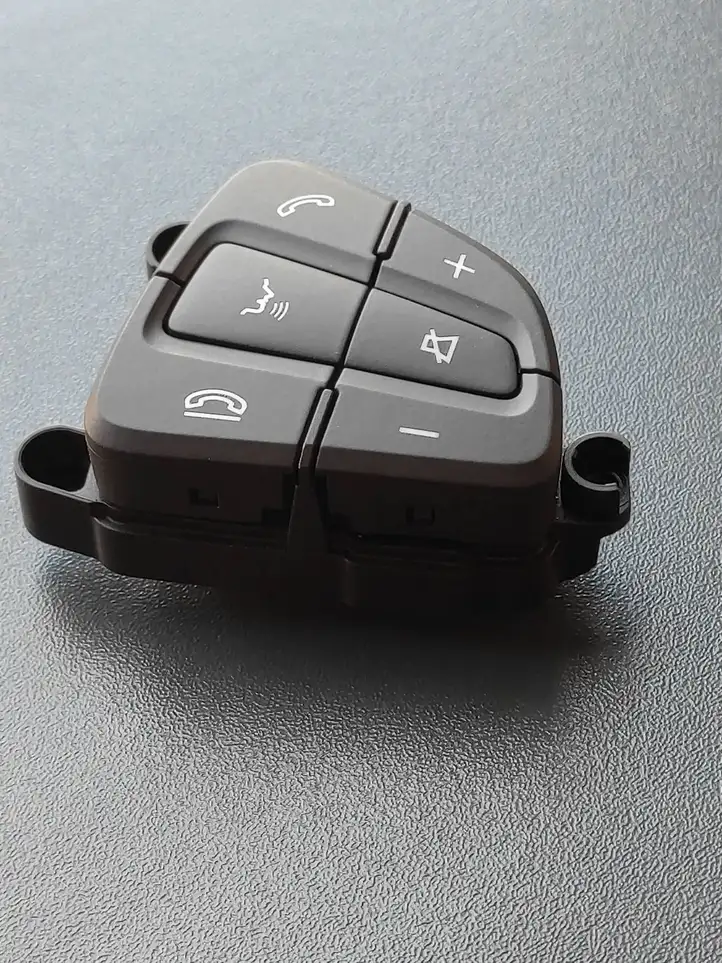 Mercedes-Benz C AMG W205 (2014 - ) A0999050300 Кнопки на рулевом колесе — фото 3