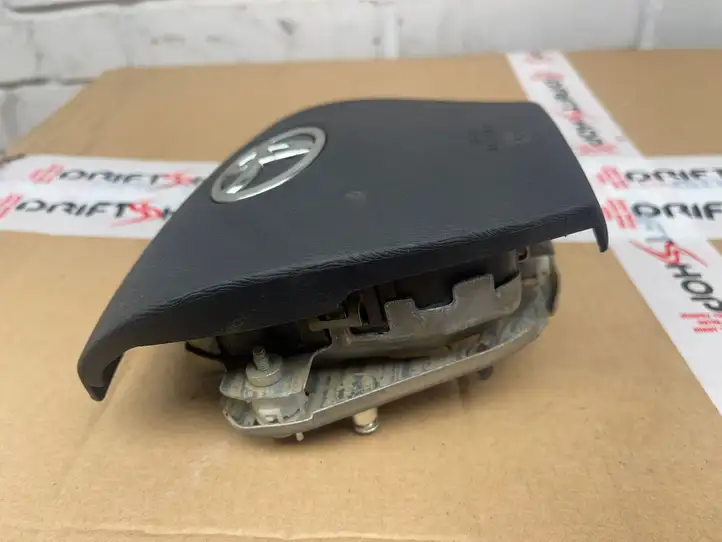 Toyota Prius (XW30) (2009 - 2015) Подушка безопасности руля — фото 4