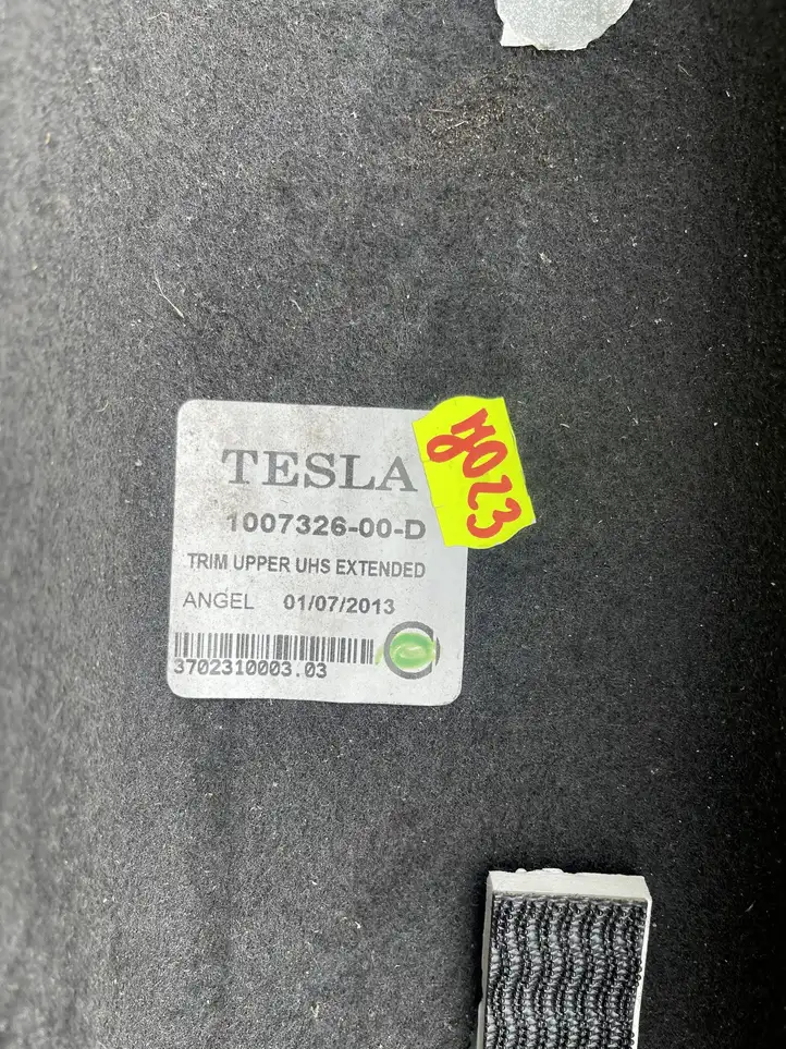Tesla Model S (2012 - 2016) 100732600D Прочие детали салона — фото 2