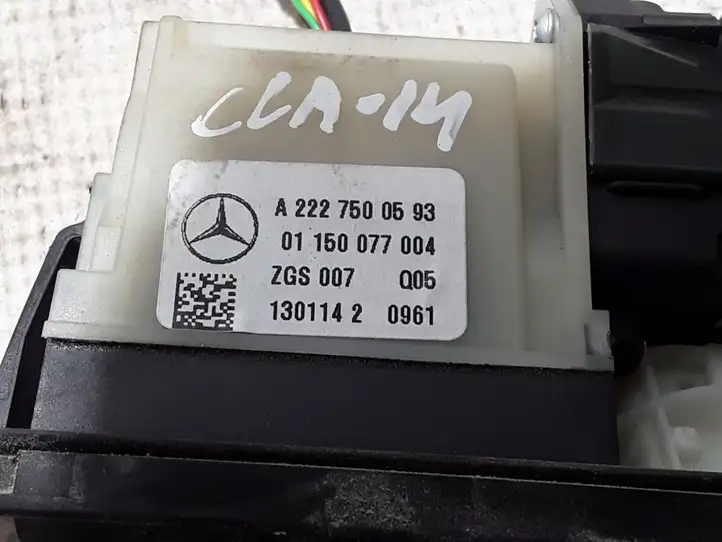 Mercedes-Benz CLA C117,X117,W117 (2013 - 2019) A2227500593 Ручка багажной двери — фото 3
