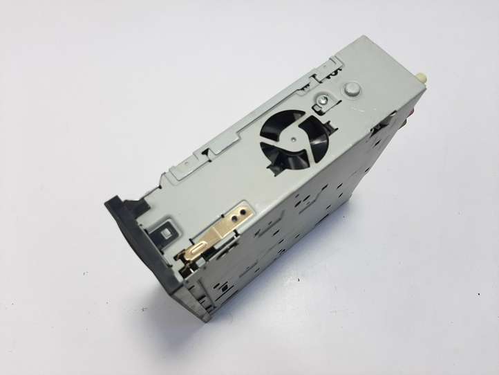 Skoda Octavia Mk3 (5E) (2013 - 2019)  5E0035842A CD/DVD чейнджер