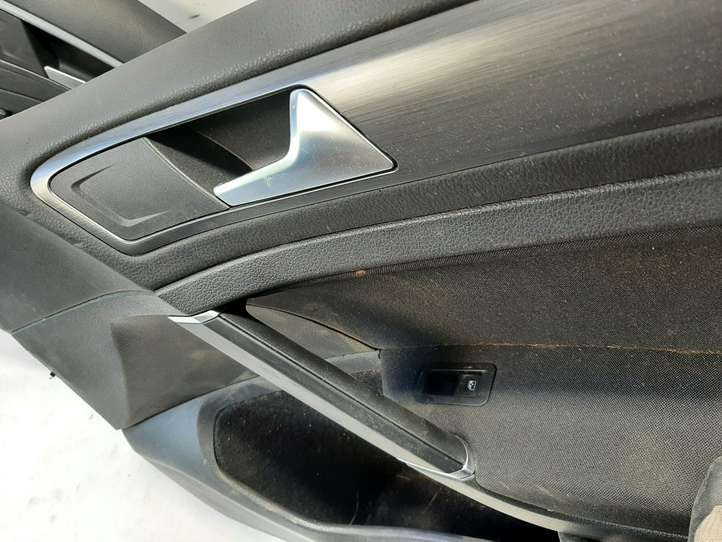 Volkswagen Golf VII (2013 - 2019)  5G4868079 Комплект отделки дверей