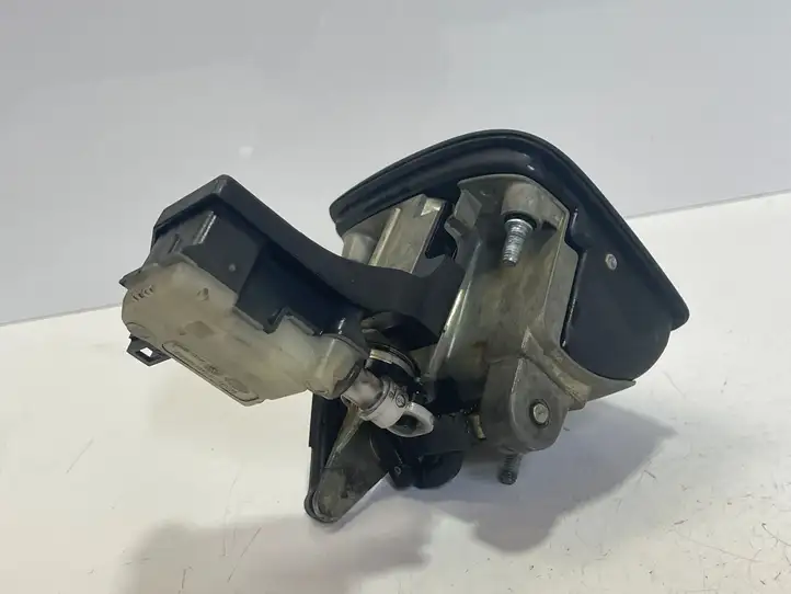 Seat Ibiza III (6L) (2002 - 2008) 6L6827573 Ручка крышки багажника — фото 3