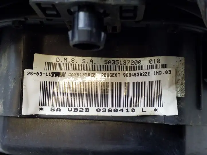 Peugeot 5008 (2009 - 2013) 96845302ZE Подушка безопасности руля — фото 8