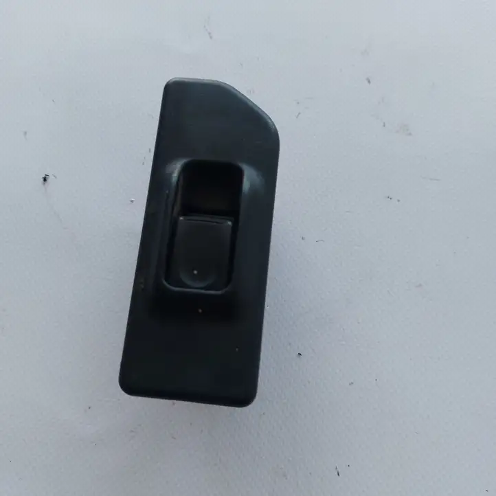 Nissan Qashqai (2006 - 2010) 8970900082 Блок кнопок стеклоподъемников — фото 1