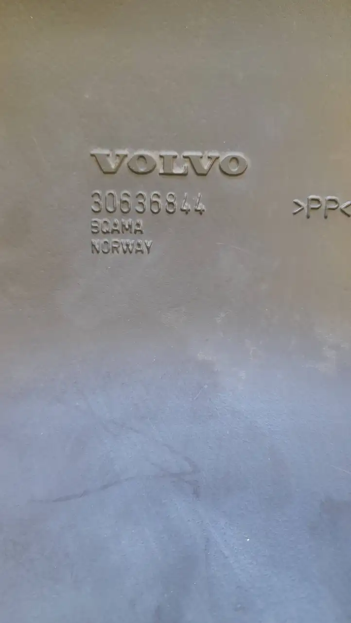 Volvo XC90 (2006 - 2014) 30636844 Трубка подачи воздуха — фото 2