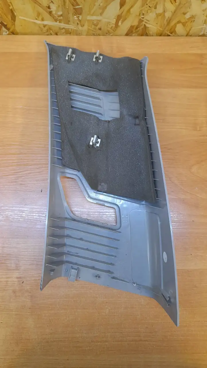 Volvo XC90 (2006 - 2014) Накладка ремня безопасности — фото 2