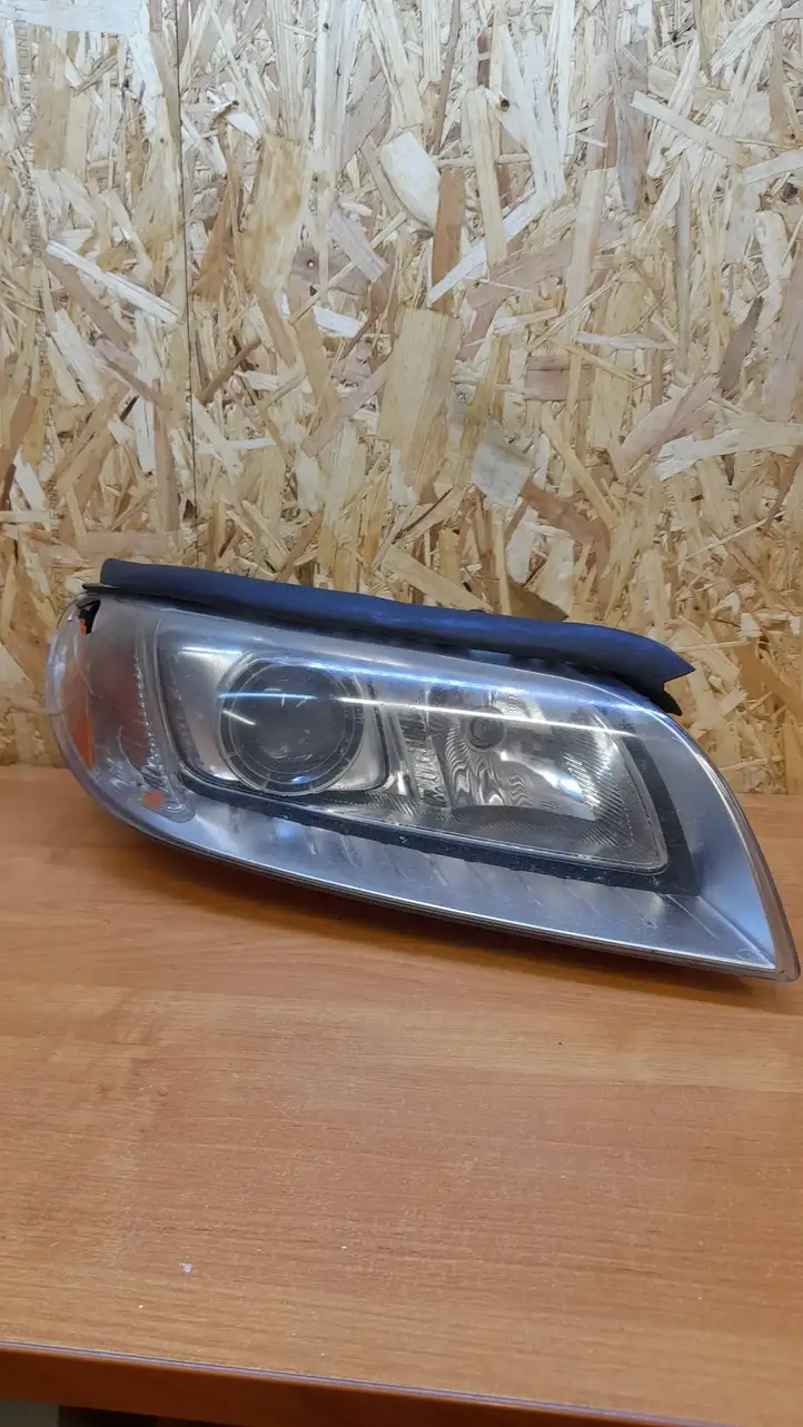 Volvo S80 (2006 - 2009) 31214171 Передняя фара — фото 1