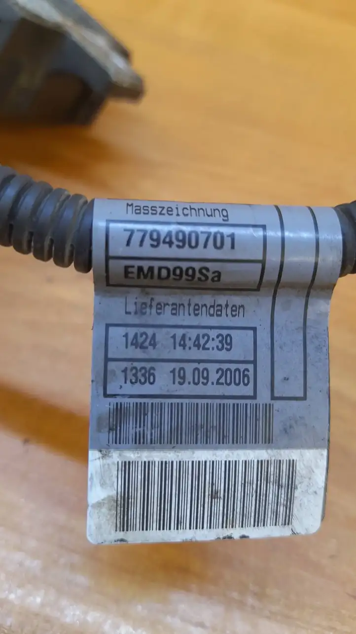 BMW 3 E90 E91 (2005 - 2012) 779490701 Реле накала свечей — фото 3