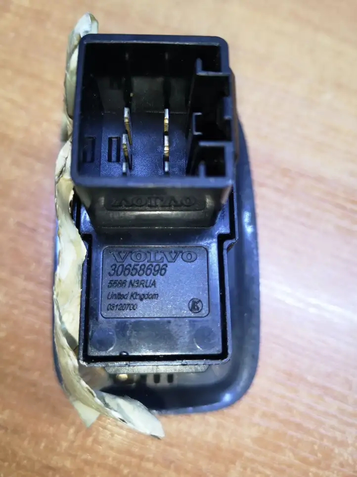 Volvo XC90 (2002 - 2006) 30658696 Блок кнопок стеклоподъемников — фото 1