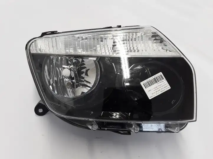 Dacia Duster (2010 - 2017) 260100067R Передняя фара — фото 1
