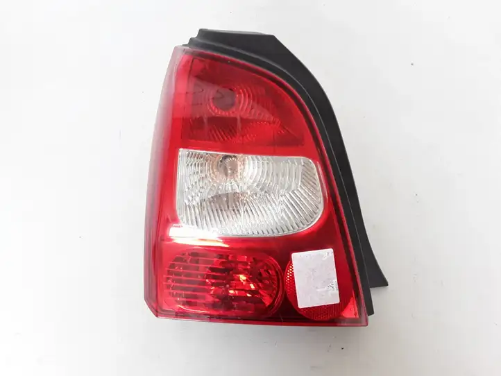 Renault Twingo II (2007 - 2014) 8200387888 Задний фонарь в кузове — фото 1