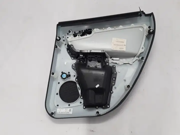 Volvo XC60 (2008 - 2013) Обшивка задней двери — фото 4