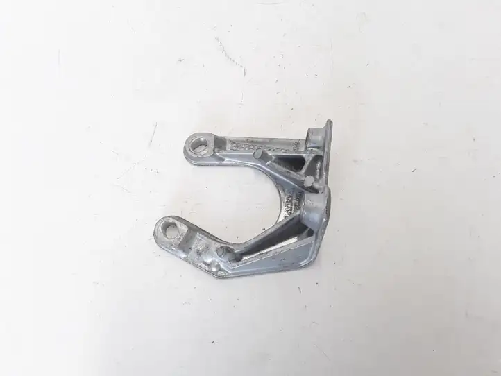 Volvo XC60 (2013 - 2017) 30713236 Кронштейн переднего редуктора — фото 3