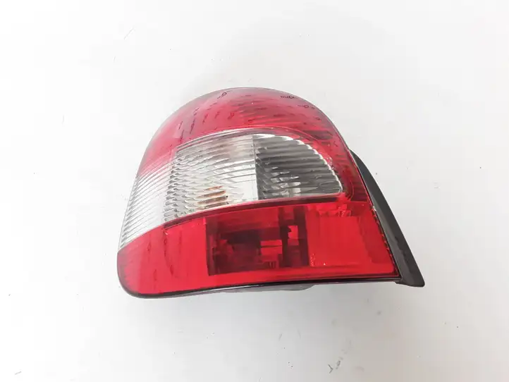 Renault Scenic I (1996 - 2003) 7700428054 Задний фонарь в кузове — фото 1