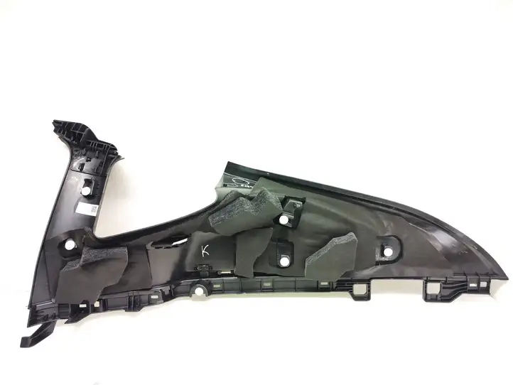 Tesla Model Y (2019 - 2024)  172845300C Отделка стойки (C)