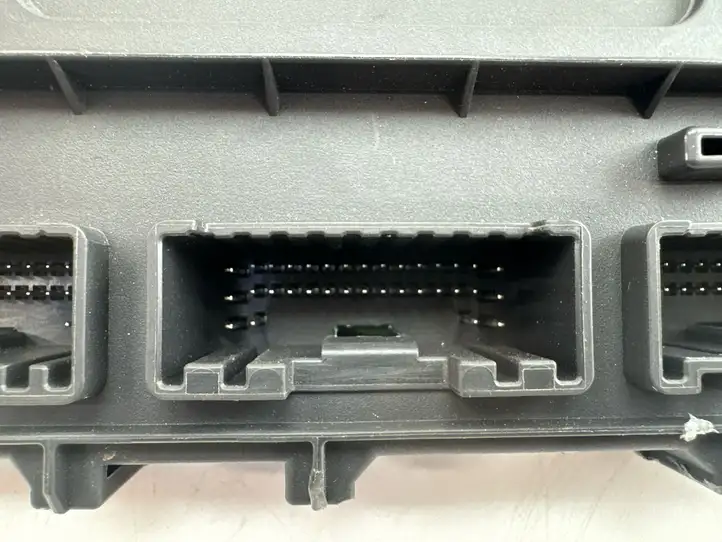 Hyundai Tucson IV NX4 (2020 - )  954B0CZ520 Блок управления антенной