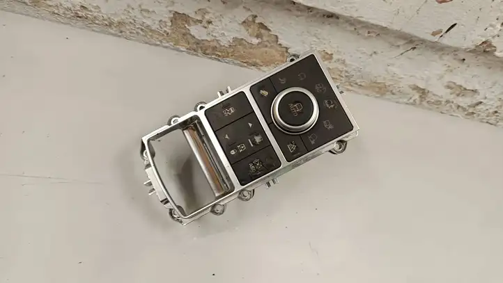 Land Rover Range Rover Sport (2013 - 2017)  Epla14b596aa Включатель регулировки высоты / жесткости ходовой части