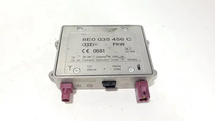 Audi A6 S6 C6 4F (2004 - 2008) 8E0035456C Усилитель антенны — фото 1
