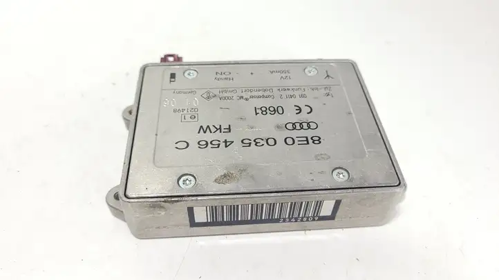 Audi A6 S6 C6 4F (2004 - 2008) 8E0035456C Усилитель антенны — фото 3