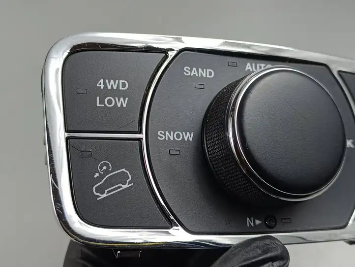 Jeep Grand Cherokee (2010 - 2021) A16160164118560 Включатель регулировки высоты / жесткости ходовой части — фото 3