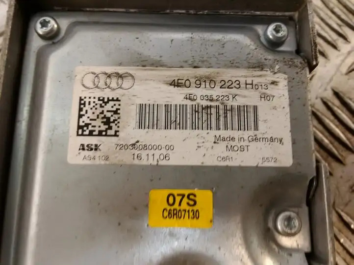 Audi A6 S6 C6 4F (2004 - 2008) 4F0910223H Усилитель звука — фото 3