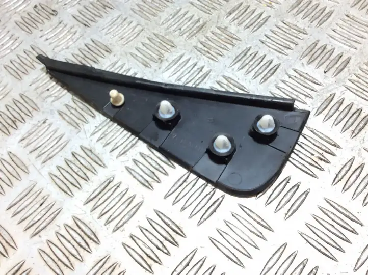 Dacia Duster II (2017 - )  990476871R Другая внешняя деталь