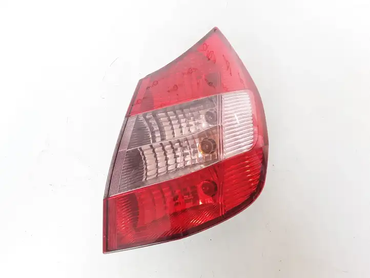 Renault Scenic II - Grand scenic II (2003 - 2006) 8200127702 Задний фонарь в кузове — фото 1