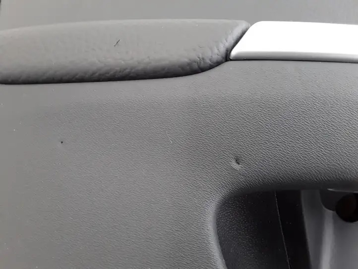 Volvo XC60 (2008 - 2013) Обшивка задней двери — фото 3