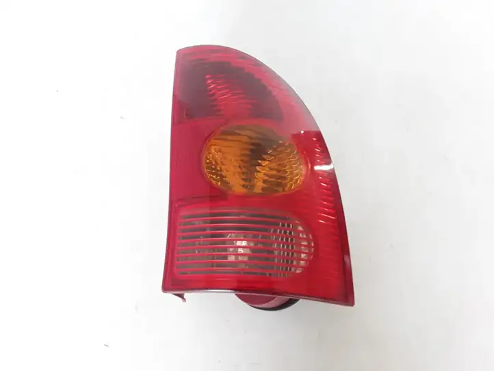 Renault Megane I (1995 - 2002) 7700423082 Задний фонарь в кузове — фото 1