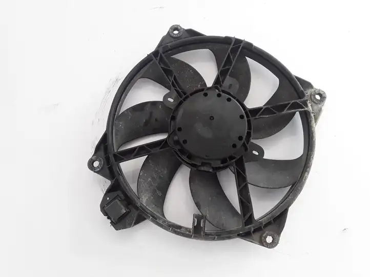 Renault Megane III (2009 - 2016) Дифузор радиатора — фото 2