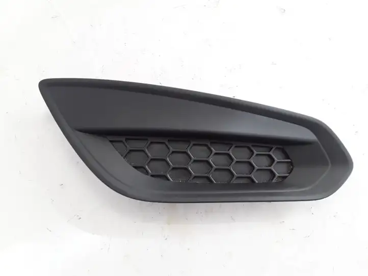 Volvo V60 (2010 - 2013) 31294130 Нижняя решетка переднего бампера — фото 1