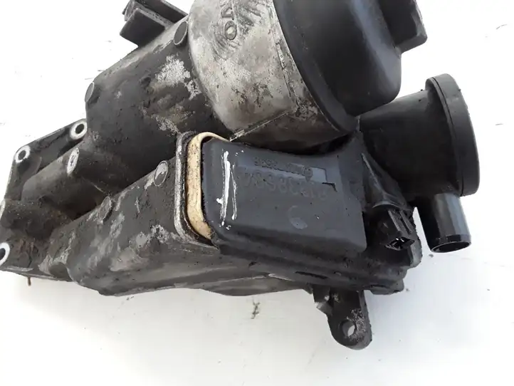 Volvo S80 (2006 - 2009) 31338684 Кронштейн масляного фильтра — фото 2