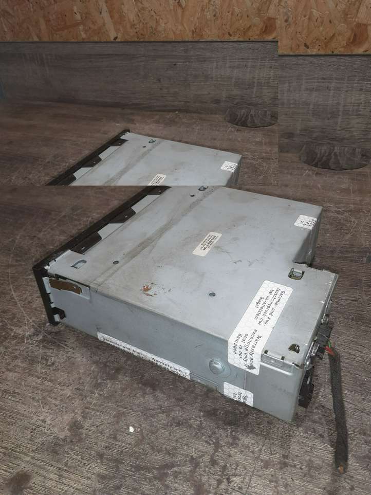 Audi A6 (2004 - 2008)  4E0035111A CD/DVD чейнджер
